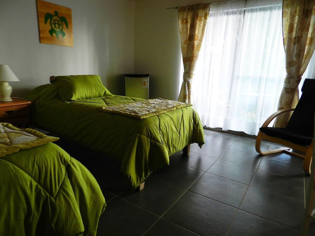Hôtel Mangai Rapa Nui à Hanga Roa Extérieur photo
