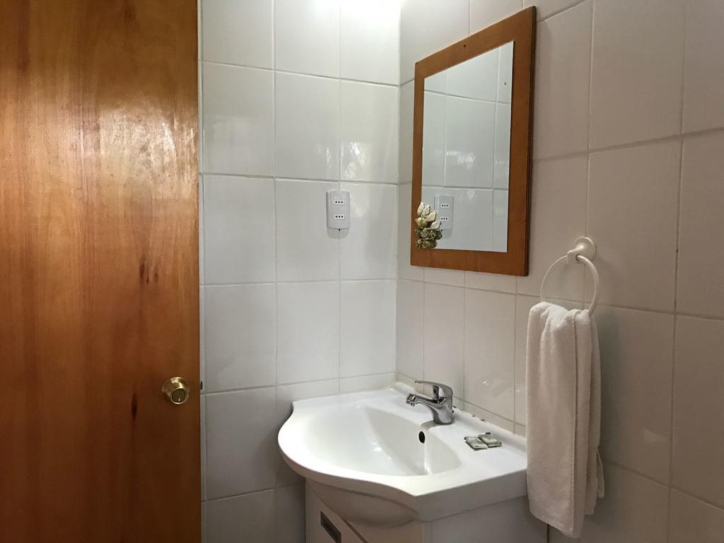 Hôtel Mangai Rapa Nui à Hanga Roa Chambre photo